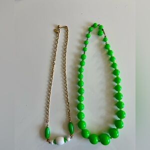 Vintage Beaded Necklace Set Avon